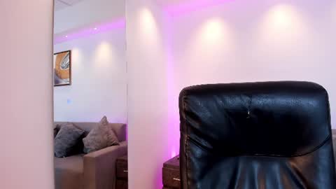 Martina online show from July 7, 1:14 pm