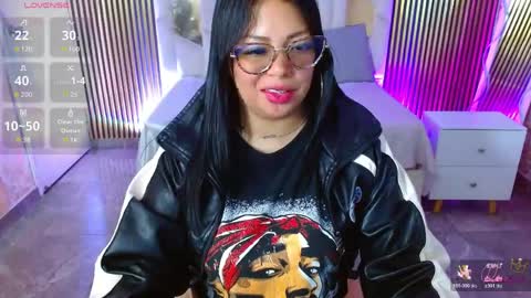 Hey im martina online show from April 18, 3:53 am