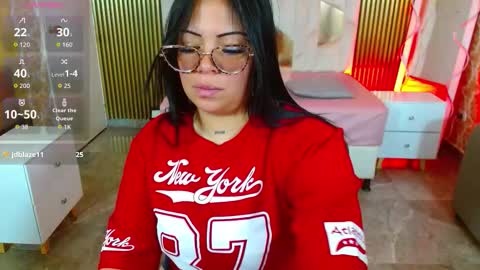 Hey im martina online show from December 21, 3:55 am