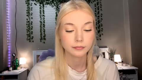 Lisa online show from January 16, 5:31 pm