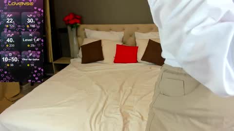 mary__bailey online show from January 27, 12:54 am