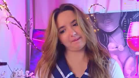 mary_broks online show from December 5, 7:19 am