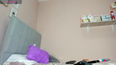 mary_cute9 online show from November 26, 12:28 pm