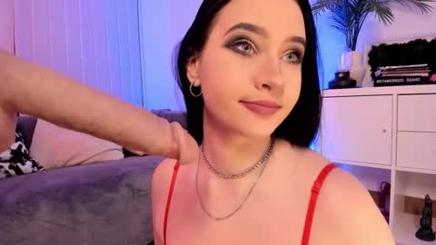 Mary online show from November 30, 8:18 am