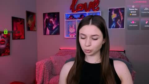 Mary online show from March 12, 10:18 am