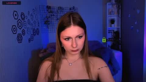 Mary online show from April 4, 6:12 am