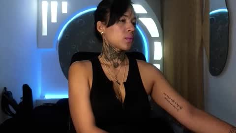 M A R Y online show from December 14, 4:29 am