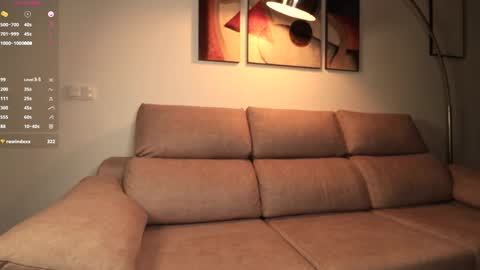 Snapshot of mary_rosse chatting on February 22, 10:37 pm RebeCca online show from February 22, 10:37 pm