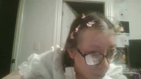 maryjaneflowers online show from April 17, 9:11 am