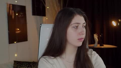 Mary Miller online show from March 17, 6:17 am