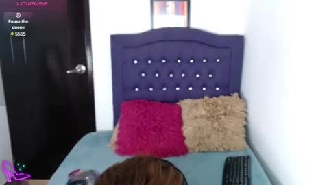   online show from February 9, 3:22 am