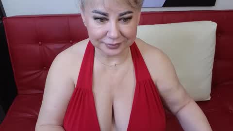 Helen tits size 85F online show from March 2, 6:03 am