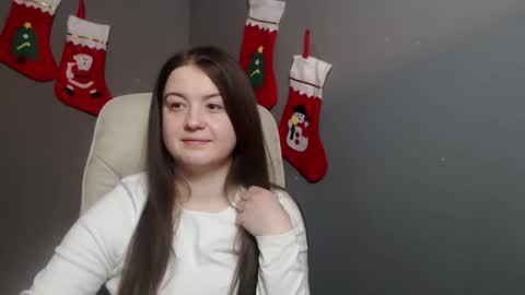 MavkaCute online show from January 6, 7:17 pm