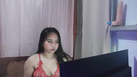 max_lovely123 online show from April 9, 9:59 am