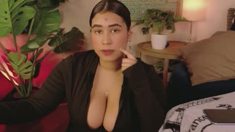 maya_house online show from March 21, 4:39 am