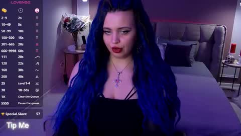 Maya Mils online show from November 24, 2:24 am