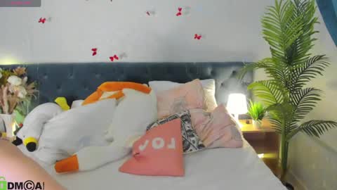 Maya online show from April 17, 1:08 am