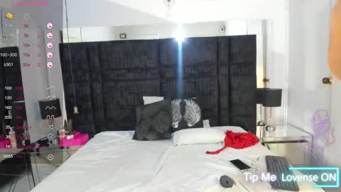 MAY online show from October 3, 4:17 am