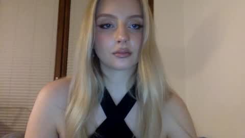 mayaflirt online show from April 6, 6:31 pm