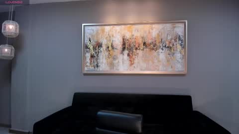 M A Y A    H O F F M A N online show from February 19, 11:21 am