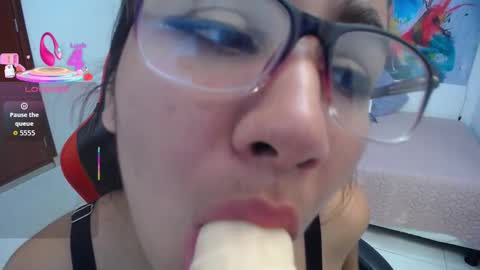 Maylin  online show from December 15, 8:14 pm