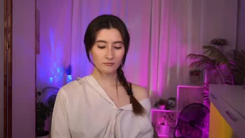  May  online show from July 4, 2:02 pm
