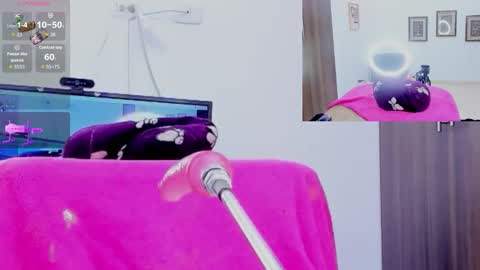 Snapshot of mayte_watson chatting on September 29, 9:31 pm mayte online show from September 29, 9:31 pm