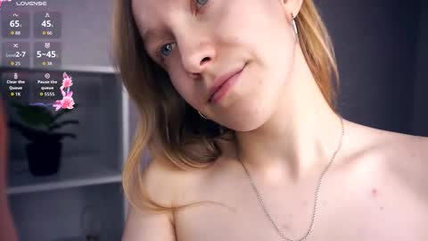 Mary  online show from November 12, 7:28 am