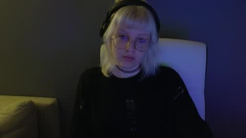 Roze online show from May 21, 1:03 am