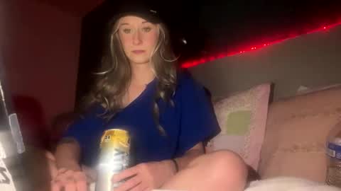 meadowmoon3 online show from November 12, 10:13 am