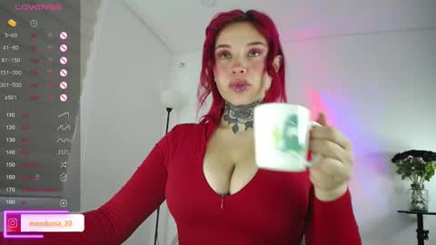 Johana  online show from October 30, 11:33 am