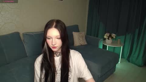 mefwhOre online show from October 30, 3:24 pm