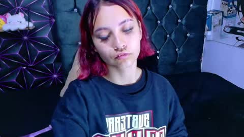 megam_white online show from April 16, 8:41 pm