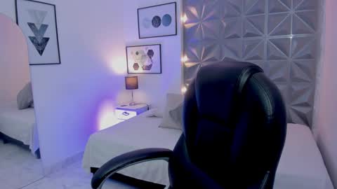 megan__monroe online show from January 5, 10:02 pm