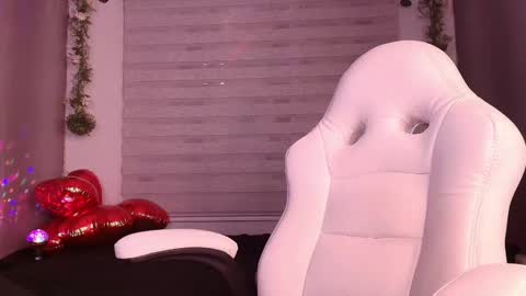 megan akbar online show from February 21, 11:55 am