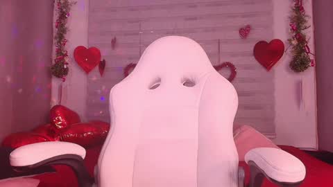 megan akbar online show from January 28, 12:00 pm