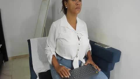 megan_greyxx online show from December 11, 10:47 am