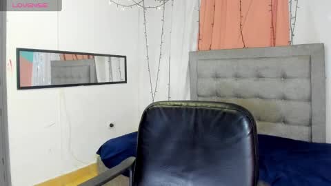 megan online show from December 6, 11:02 pm