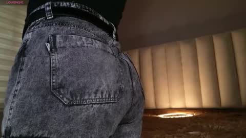     online show from January 16, 12:45 pm