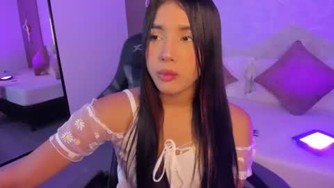 Sheila online show from July 4, 2:29 am