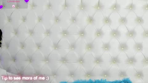 megan_tower online show from April 8, 7:27 pm