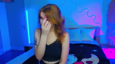 megancat333 online show from November 21, 1:57 pm