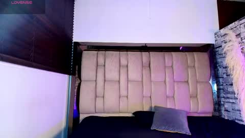 MEGAN EVANS online show from June 3, 1:07 am