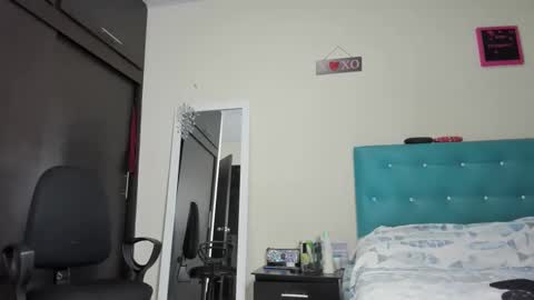 megan        online show from February 1, 5:07 am