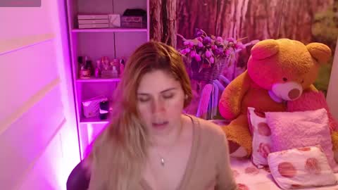 MEGAN online show from April 9, 10:09 am