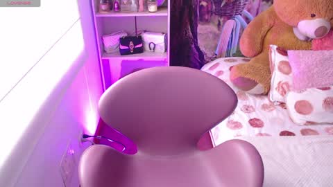 MEGAN online show from April 8, 7:16 pm