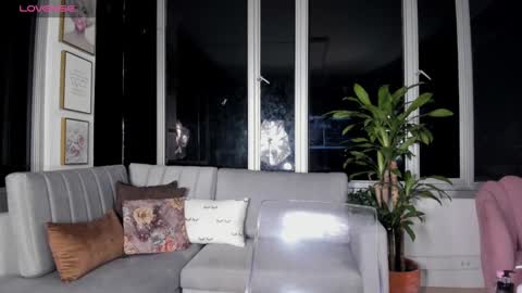 Mara online show from February 9, 10:42 am