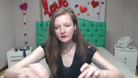 MeganPirs online show from April 16, 9:50 pm