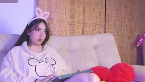 Megumi online show from November 13, 8:57 am