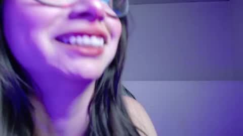 Mei online show from April 6, 7:20 am